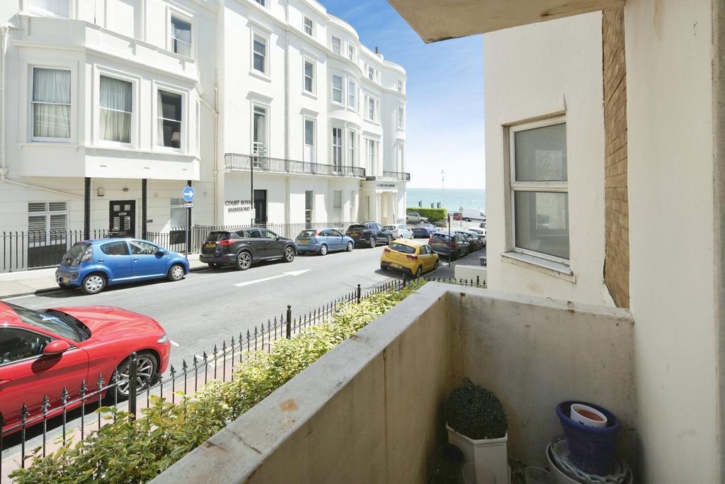 Apartment in Brighton, Kemptown - View 3