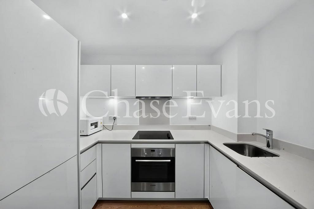 Apartment in Bow - View 2