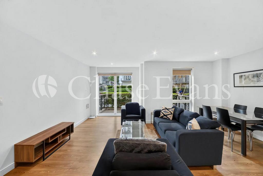 Apartment in Bow - View 5