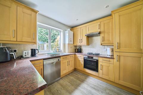 3 bedroom semi-detached house for sale, Eastfield Road, Burnham, Slough