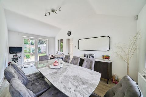 3 bedroom semi-detached house for sale, Eastfield Road, Burnham, Slough