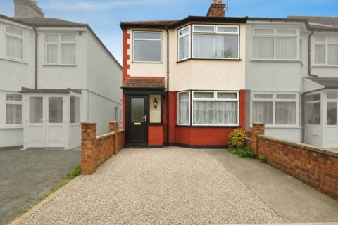 3 bedroom end of terrace house for sale, Crofts Road , Harrow , HA1