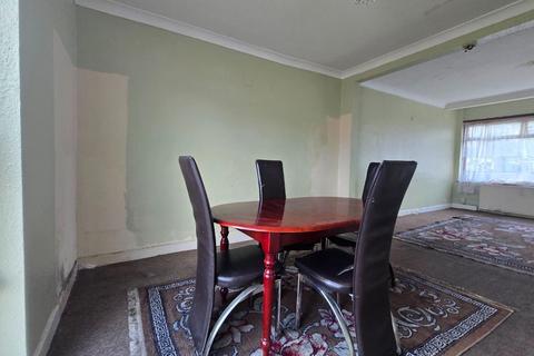 3 bedroom end of terrace house for sale, Crofts Road , Harrow , HA1