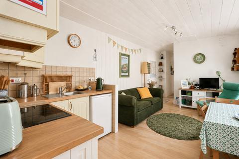2 bedroom apartment for sale, North Street, Lostwithiel, Cornwall, PL22
