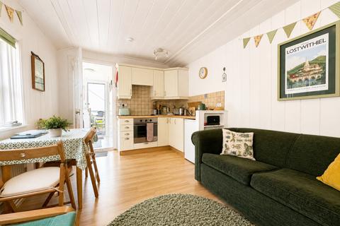 2 bedroom apartment for sale, North Street, Lostwithiel, Cornwall, PL22