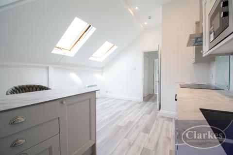 2 bedroom flat to rent, Flat 7, 3 Methuen Close, Dorset
