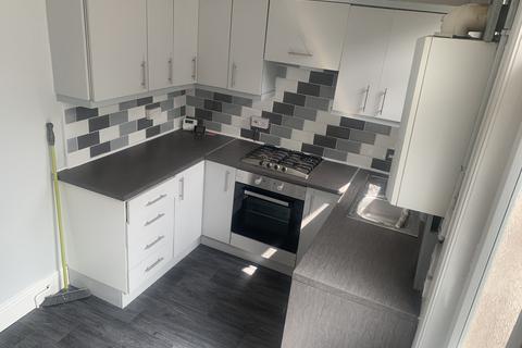 2 bed terraced house for rent in Tune Street, BARNSLEY
