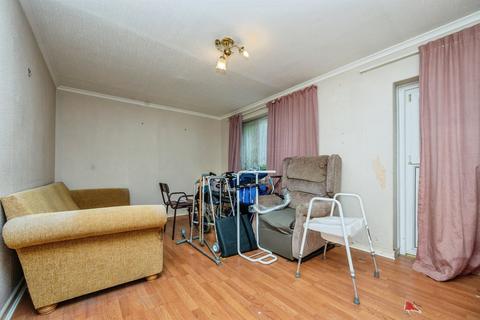 3 bedroom terraced house for sale, Doverdale Close, Redditch