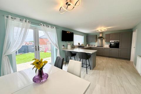 4 bedroom detached house for sale, Glenmore Road, Normanby, Middlesbrough