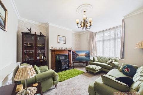 3 bedroom semi-detached house for sale, Ruabon Road, Wrexham