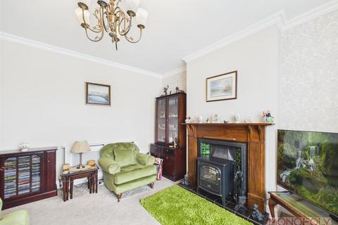 3 bedroom semi-detached house for sale, Ruabon Road, Wrexham