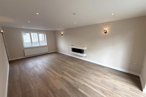 3 bedroom detached house for sale, Rhiw San Pedr, Llanybydder
