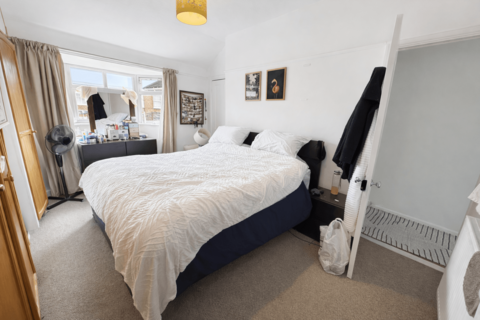 3 bedroom terraced house to rent, Bouverie Road, Chelmsford, CM2 0UD