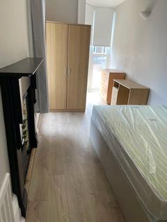 5 bedroom flat to rent, Clarendon Road, Southsea, Hampshire, PO5
