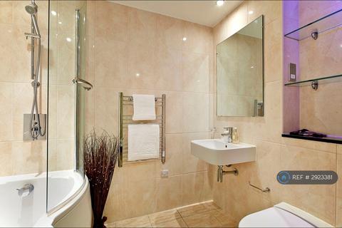 1 bedroom flat to rent, Stoke Road, Slough, SL2
