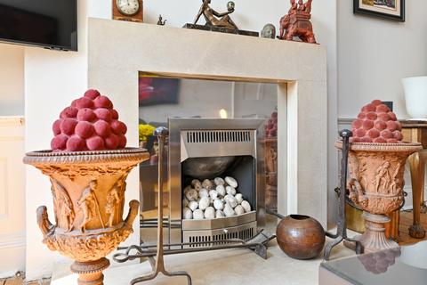 2 bedroom flat for sale, 15/4 Pitt Street, Edinburgh, EH6 4BX