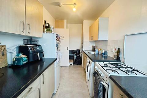London Road, London E13
