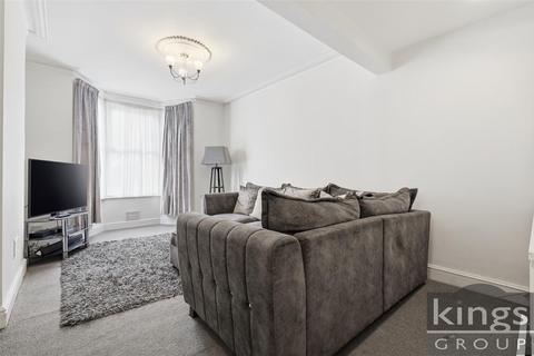 2 bedroom maisonette for sale, Layard Road, Enfield