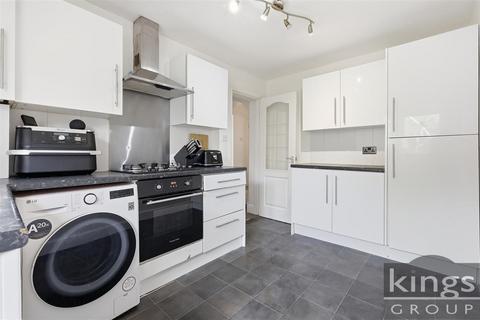 2 bedroom maisonette for sale, Layard Road, Enfield