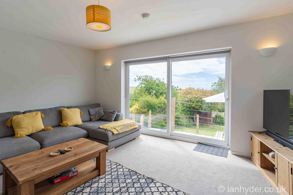 House in Brighton, Woodingdean - View 3