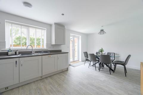 4 bedroom detached house for sale, Rawlinson Crescent, Bury St. Edmunds IP32