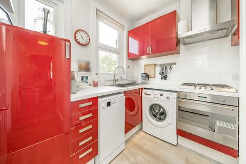 3 bedroom flat for sale, Woodlands Avenue, LONDON N3
