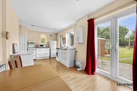 3 bedroom semi-detached house for sale, Thaxted Road, Buckhurst Hill, IG9