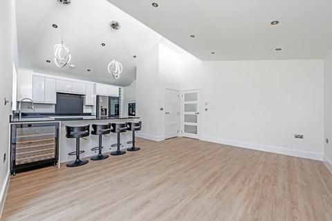2 bedroom detached bungalow for sale, Monkleigh Road, Morden