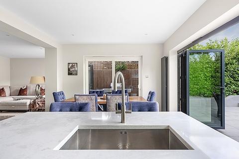 4 bedroom detached house for sale, Green Walk, Ongar, CM5