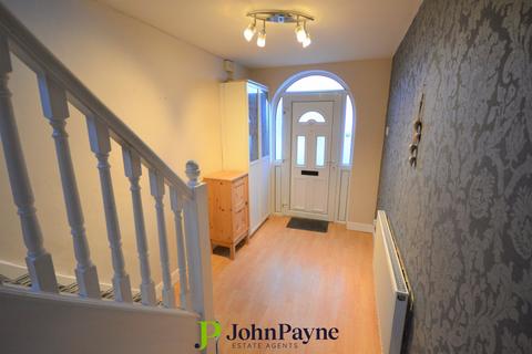 3 bedroom semi-detached house to rent, Despard Road, Eastern Green, Coventry, CV5