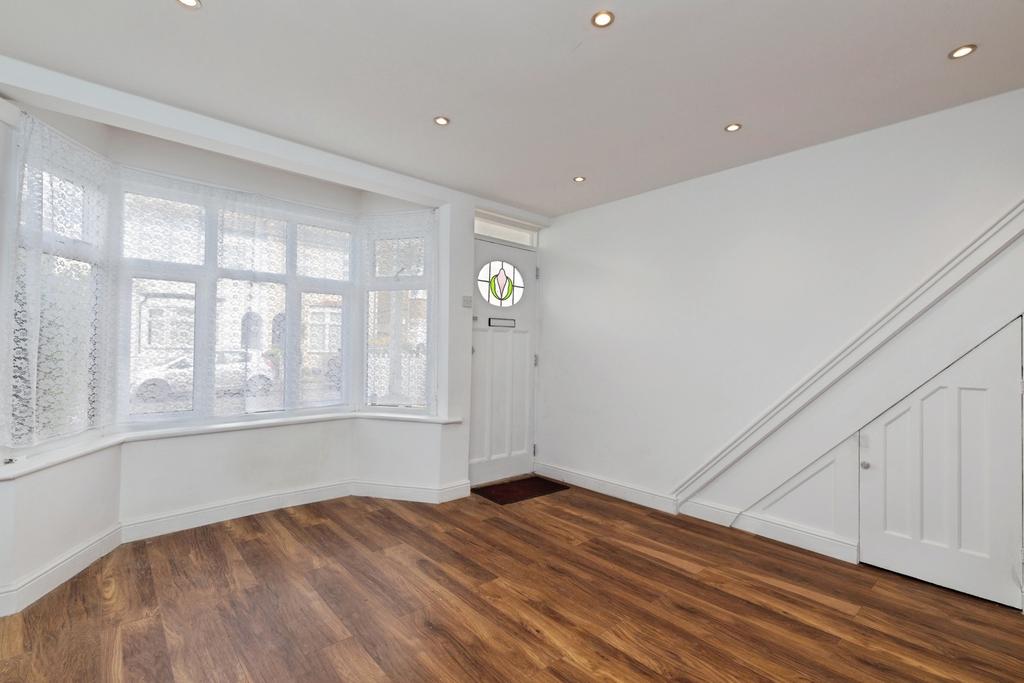 Westward Road, Chingford, E4 - View 3