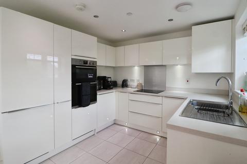 3 bedroom detached house for sale, Melrose Walk, Sully, Penarth