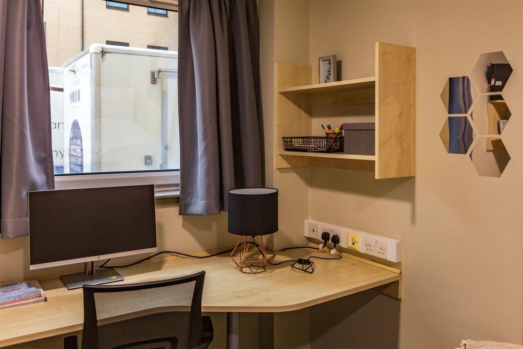 Apartment in Glasgow - More