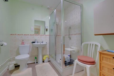 2 bedroom flat for sale, Norfolk House, Oaklands Road, Havant