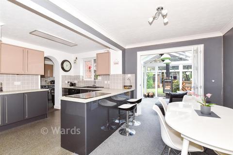undefined, Chippendayle Drive, Maidstone ME17