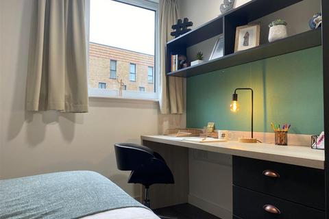 undefined, Blackhorse Lane, London E17