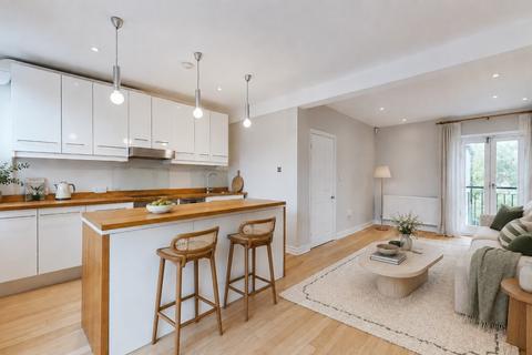 2 bedroom flat for sale, Dancer Road, Richmond