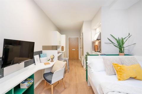 Studio to rent, Brougham Hayes, Bath BA2
