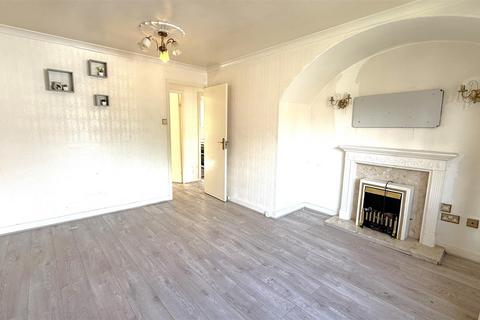 1 bedroom maisonette for sale, Raddlebarn Farm Drive, Birmingham B29
