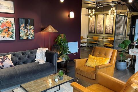 Studio to rent, Brougham Hayes, Bath BA2