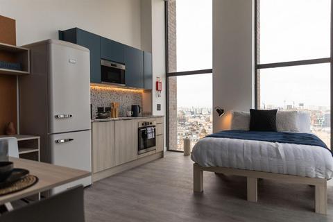 Studio to rent, John Street, Glasgow G1
