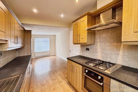 3 bedroom semi-detached house for sale, Oakdale Road, Durham DH8