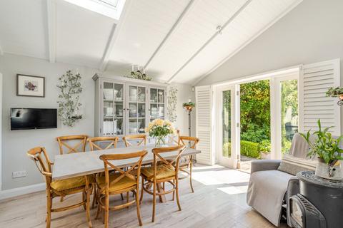3 bedroom end of terrace house for sale, The Chipping, Tetbury