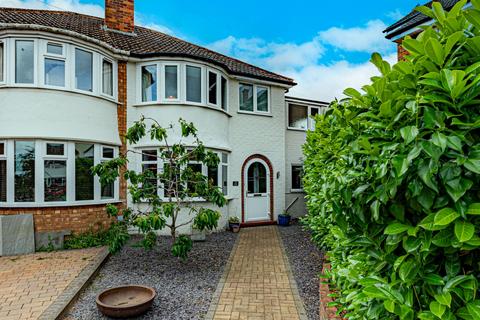 4 bedroom semi-detached house for sale, Bateman Road, Coleshill, B46