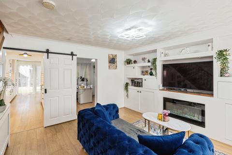 4 bedroom semi-detached house for sale, Oak Ave, Golborne, WA3