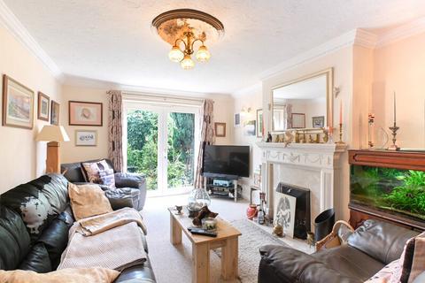 4 bedroom link detached house for sale, Lapwing Drive, Whittlesey PE7