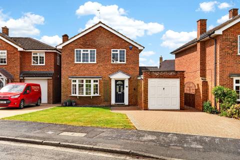 3 bedroom detached house for sale, Tavistock Close, Milton Keynes MK17