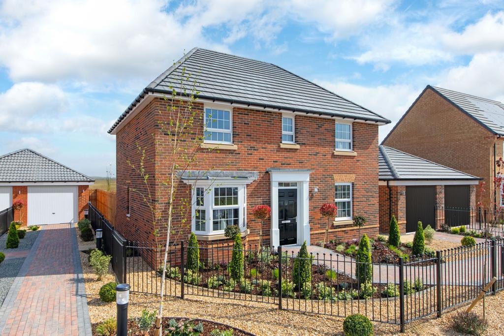 4 bedroom detached house for sale