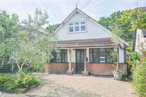 Oakwood Avenue, Hutton, Brentwood