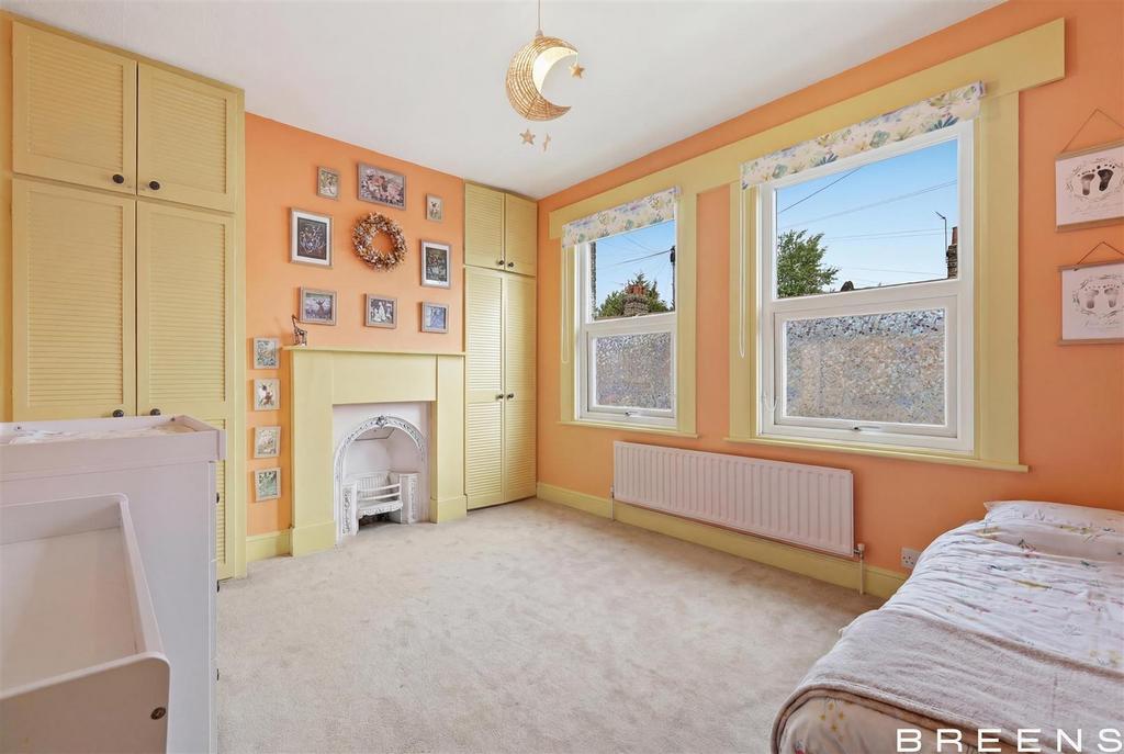 Bedroom, fireplace